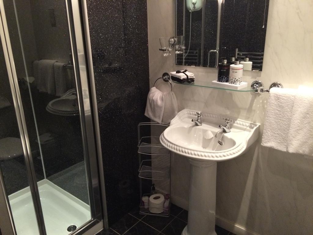 Aaran Lodge Guest House Эдинбург Номер фото